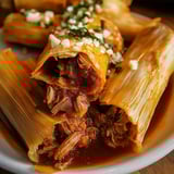 Tamales maison au porc rouge